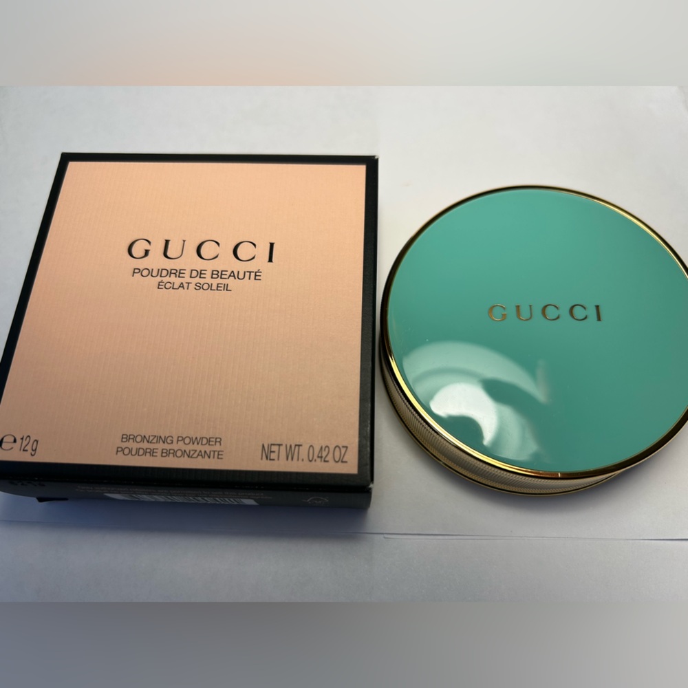 NWT🌷Gucci Sun-Kissed Glow Powder Bronzer in #4 - Tan - Picture 4 of 5